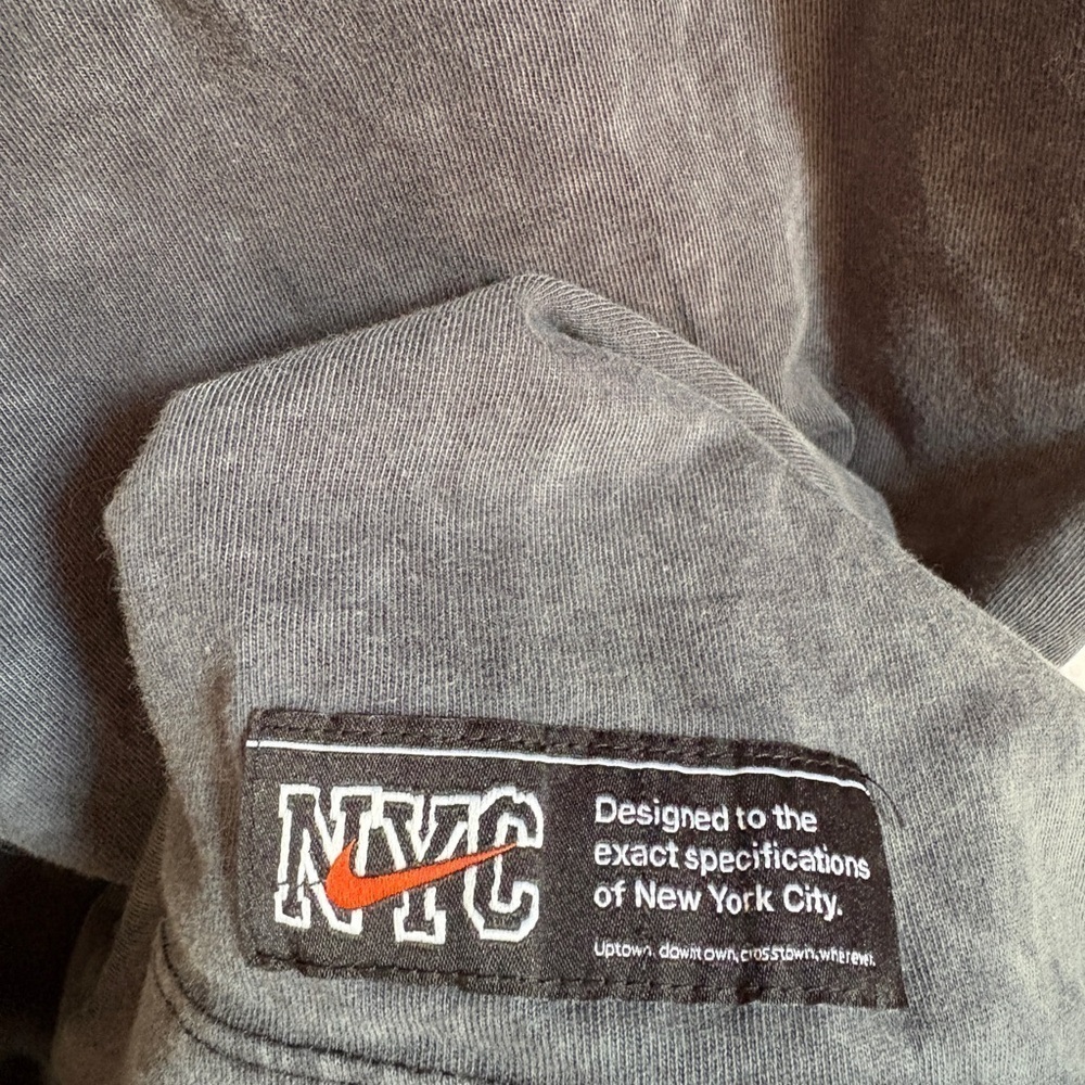 Nike NSW NYC Chalk Graphic aged cotton T-shirt - Picture 10 of 12